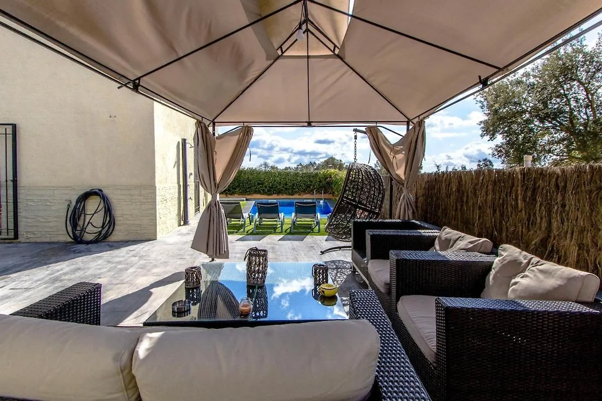 산타콜로마데파르네스 Catalunya Casas Unique Costa Brava Abode With Train Access To Bcn 빌라
